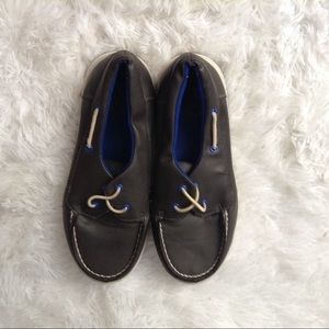 Children's Place Boys dress shoes size 4